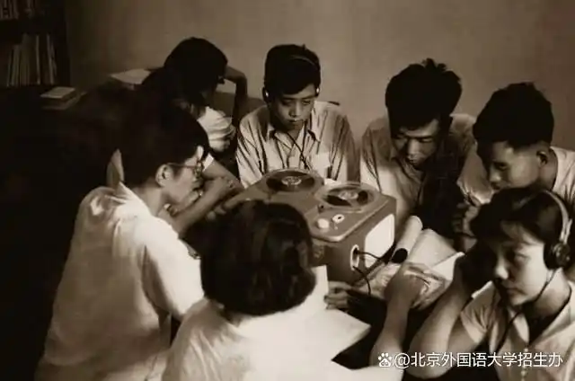 北外历史沿革与外交人才培养_北京外国语大学外交官摇篮_北京外国语学院毕业