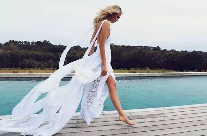 婚纱轻纱的意思_轻婚纱_婚纱轻纱