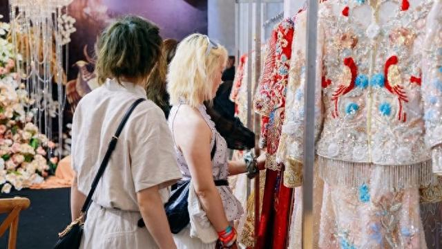 日常婚纱礼服_轻婚纱_轻婚纱