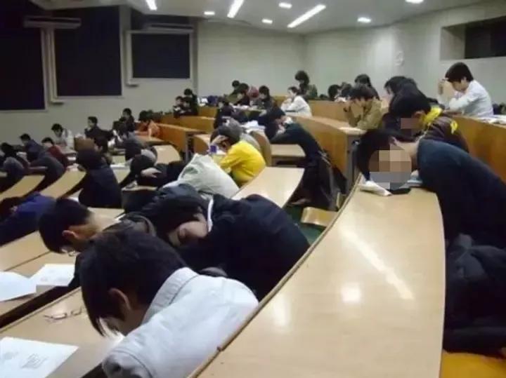 北京航空航天大学学生_北京航空航天大学清退在读博士硕士_高校学生学业表现与学位价值