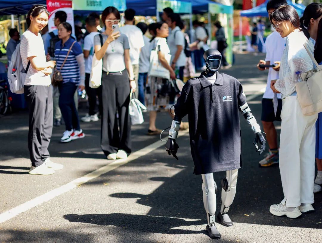 高校专业设置趋势_新闻传播学前沿_双学位专业融合体验