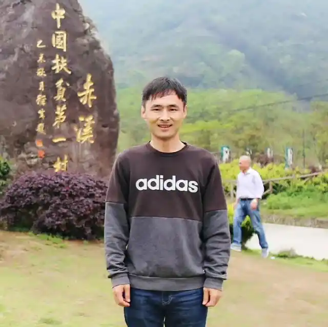 厦门大学讲师_厦门大学辅导员介绍_人文学院辅导员