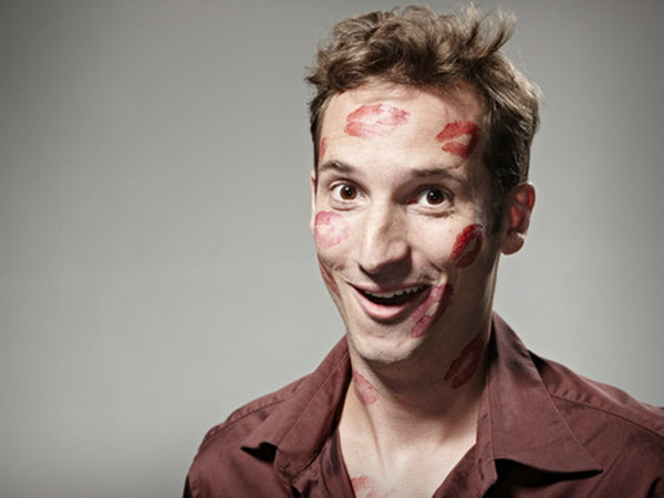 男人出虚汗吃什么补_男人夜间盗汗原因_晚上睡觉出虚汗