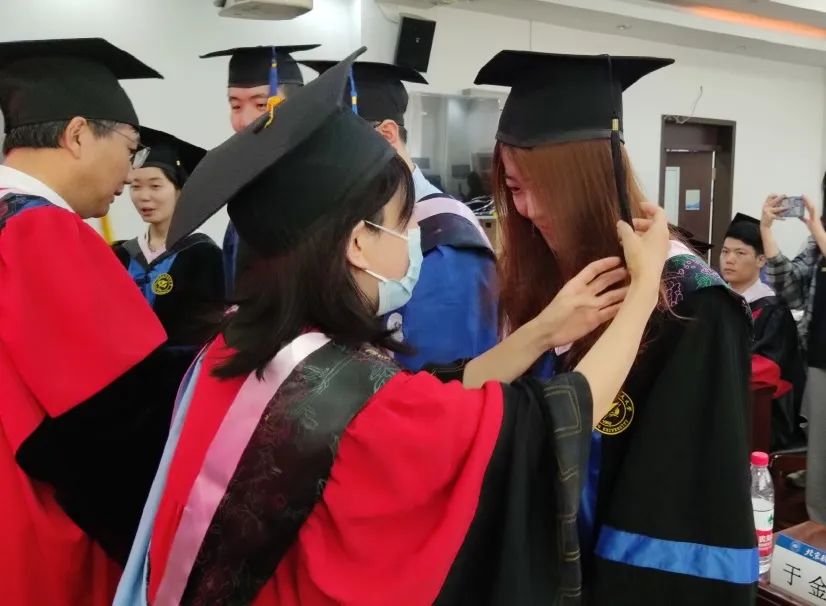 北京航空航天大学毕业_北京航空航天大学2022届毕业典礼 线上线下结合 学院领导致辞