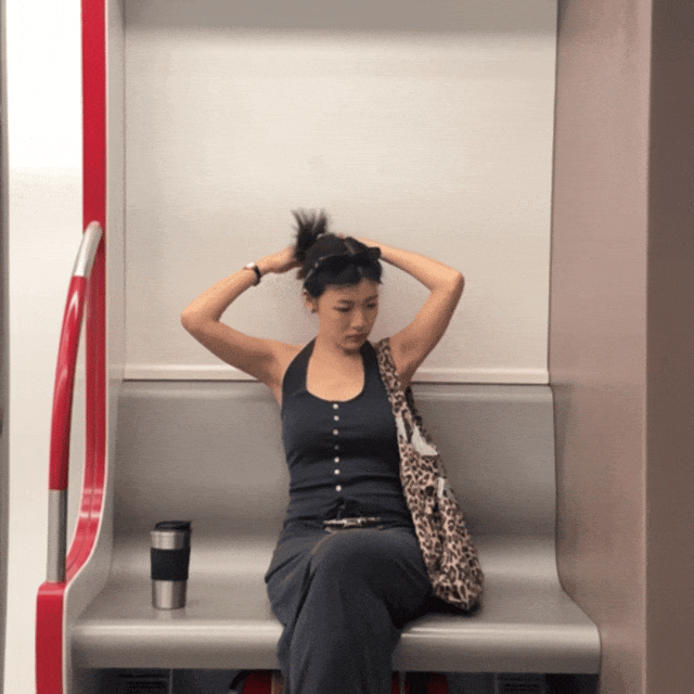 慵懒层次卷发教程_超简单卷发教程_怎样用卷发棒卷头发图解