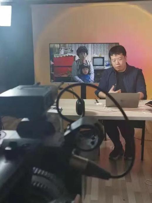 新闻评论写作技巧_新闻评论课程内容_新闻传播学视频百度云