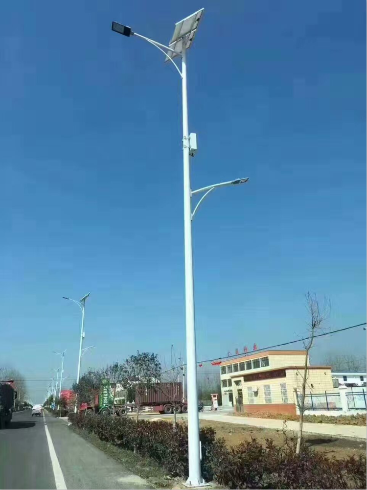 太阳能路灯地基浇注方法_太阳能路灯安装步骤_大路灯怎么安装