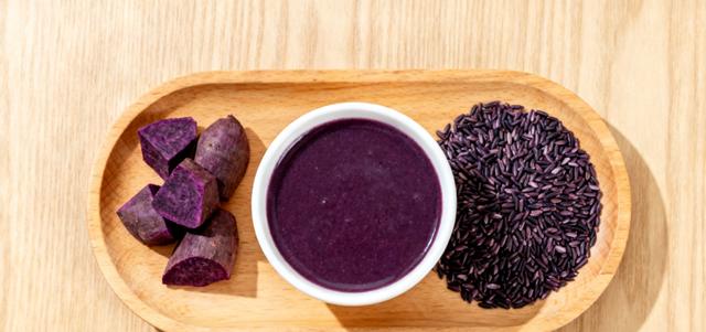 羽衣甘蓝菠萝饮制作方法_破壁机营养食谱大全_破壁机食谱