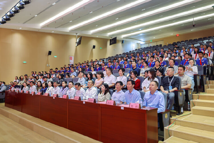 深圳北理莫斯科大学附属布心中学_深圳北理莫斯科大学_布心中学变身为深圳北理莫斯科大学附属布心中学