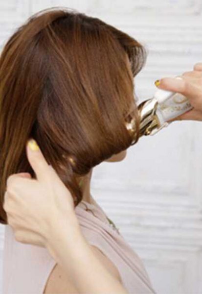 短发如何使用卷发棒_短发卷发棒教程图解_怎样用卷发棒卷短发