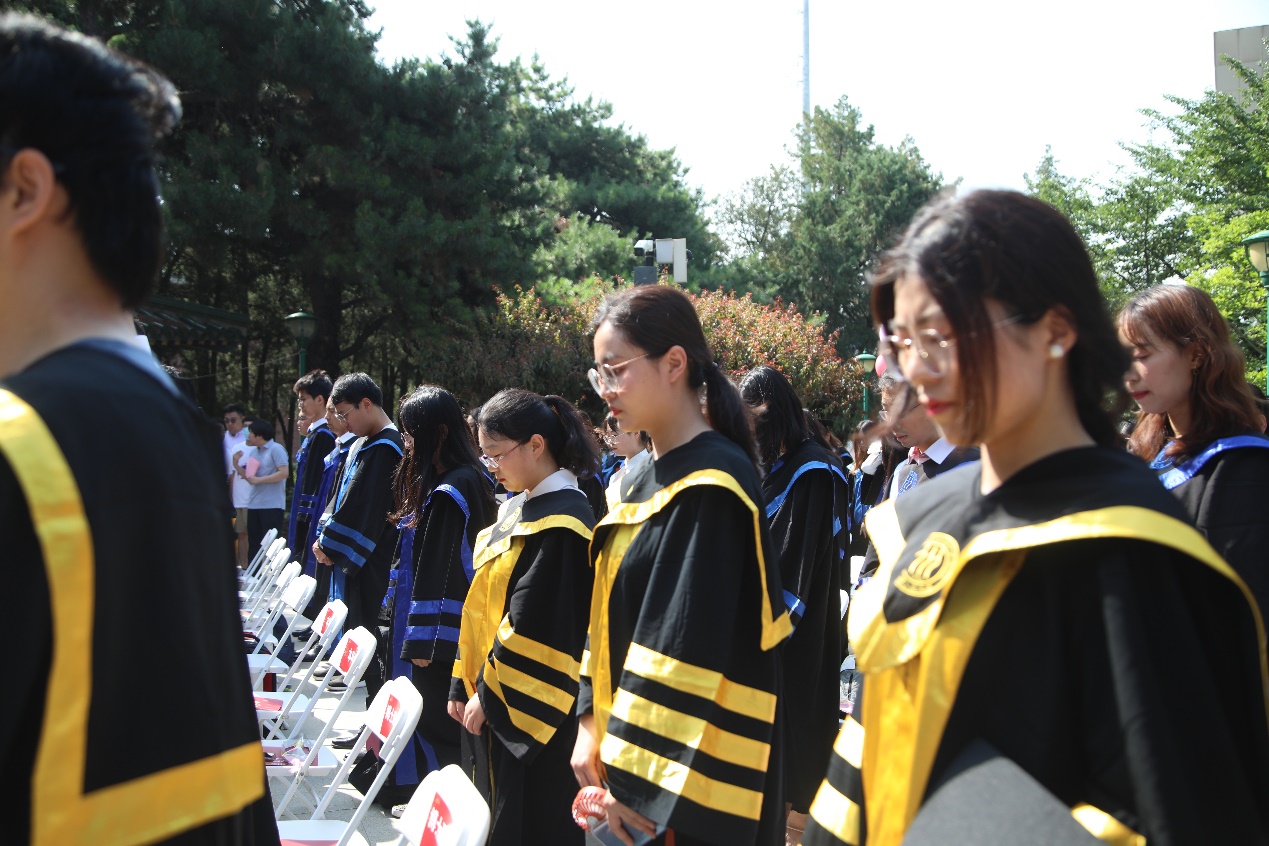 中国人民大学应用经济学院毕业典礼_中国人民大学应用经济学院学位授予仪式_中国人民大学毕业