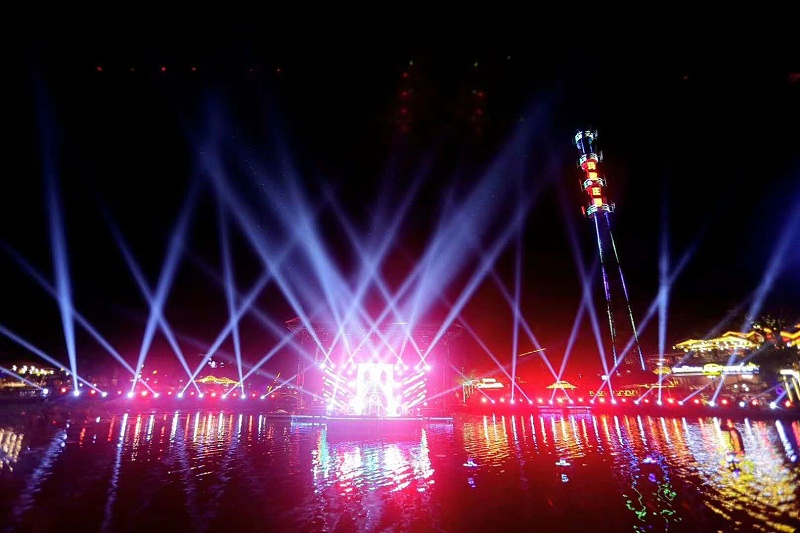 剧场建筑配合_舞台灯控台排列_舞台灯位设计