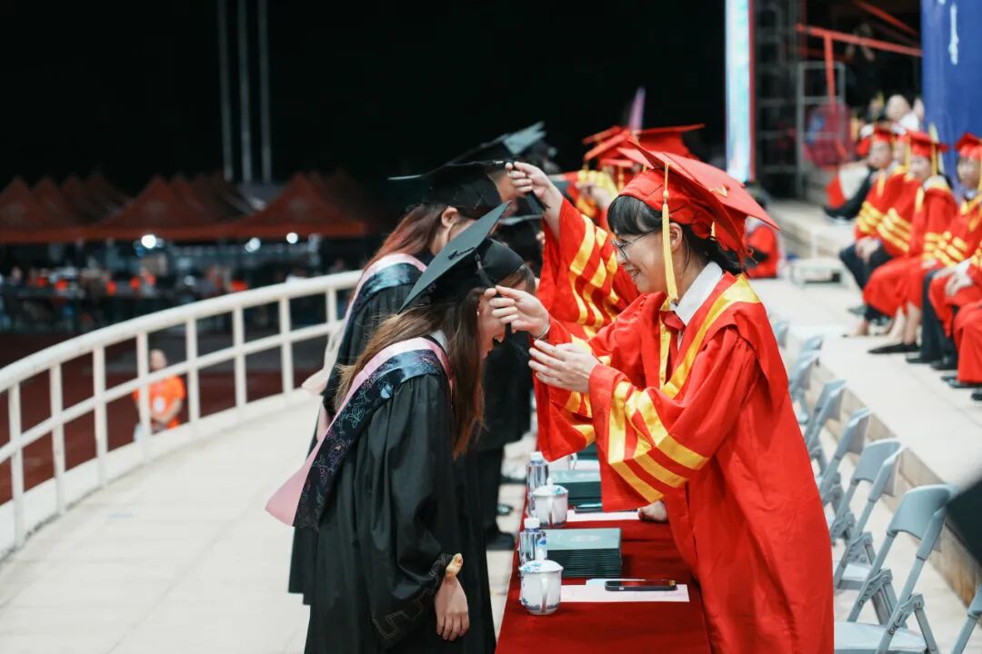 厦门大学毕业_厦门大学嘉庚学院毕业典礼 2023届 4000多名毕业生