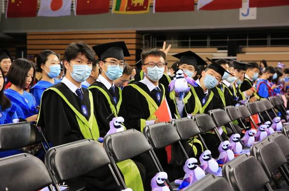 北京外国语大学八十周年校庆毕业生活动_北京外国语大学百年校庆毕业典礼_北京外国语大学毕业