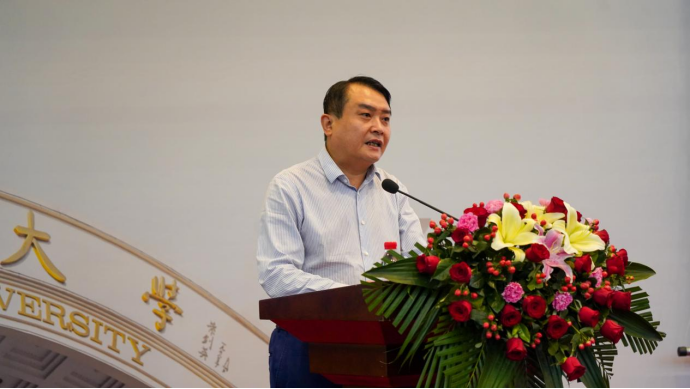 第八届广东省新闻与传播研究生学术论坛 数媒时代的信息传播与社会发展 暨南大学新闻与传播学院_新闻传播学考研论坛