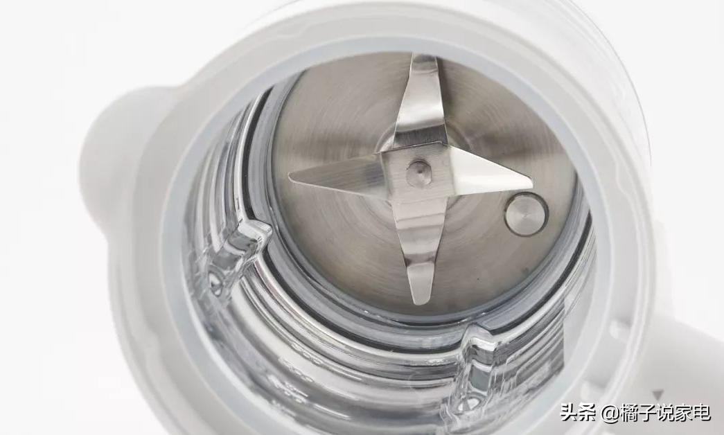 破壁机制作冰沙技巧_破壁机可以打什么_破壁机磨粉功能