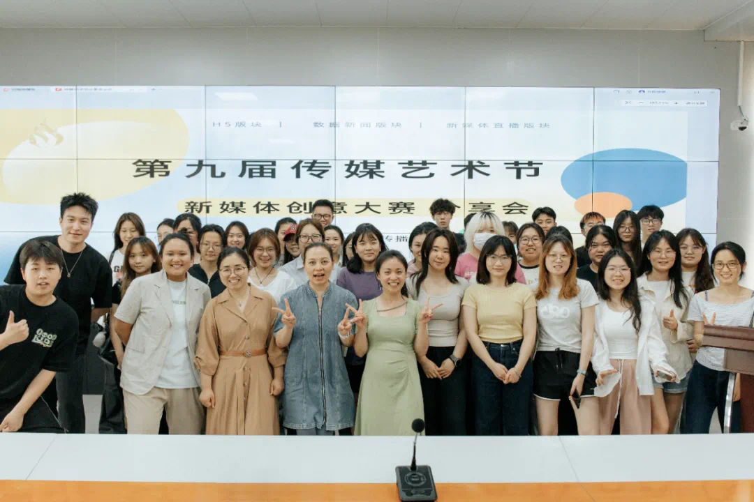 新闻与传播学就业前景_新闻学专业人才培养方向_新闻学行业现状及发展前景