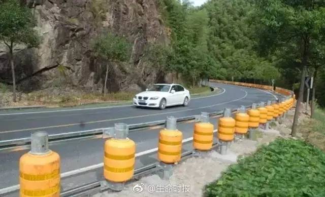 防撞桶防撞技术_防撞桶作用_旋转防撞桶