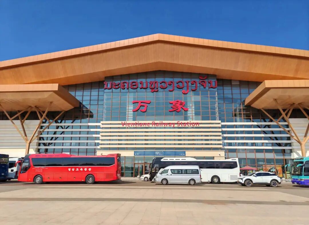 华侨生联考老挝考察_北大金秋华侨生联考项目_华侨生联考