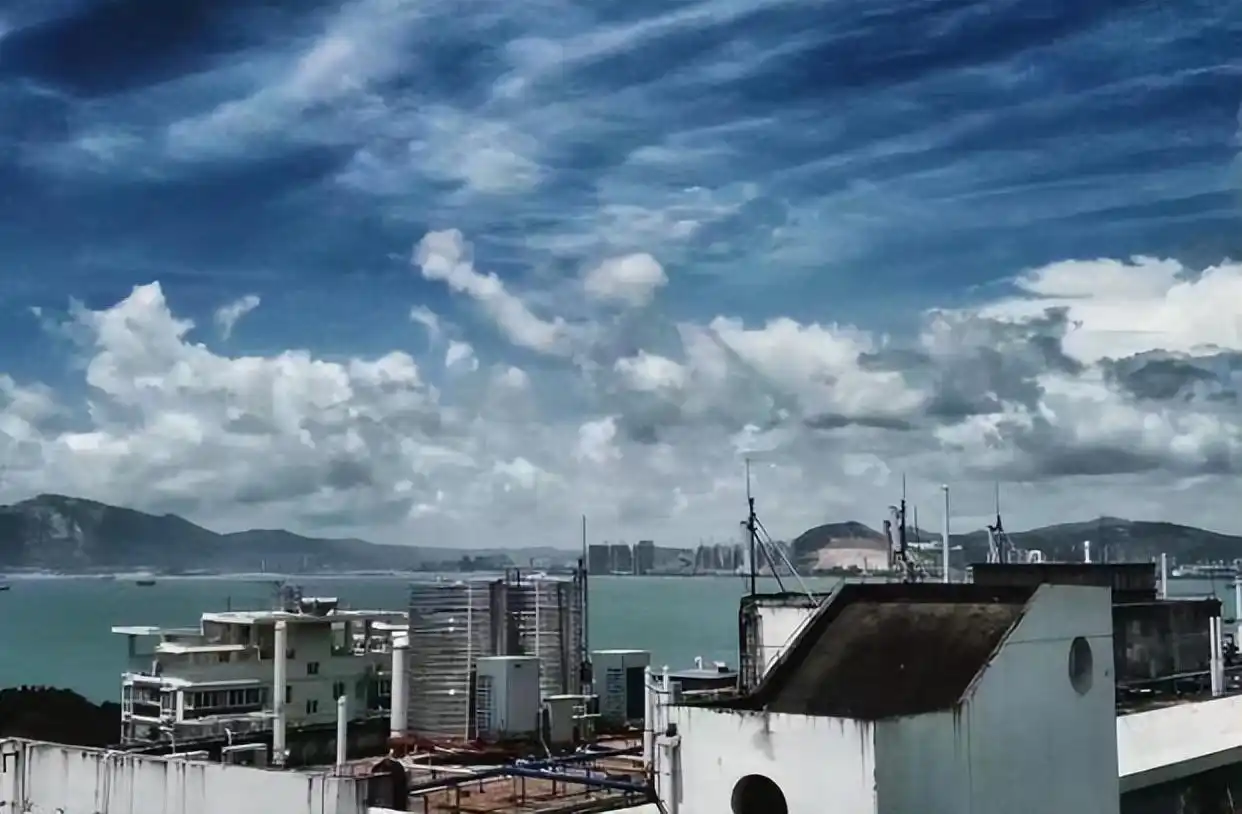 厦门大学学生_厦门大学宠学生 高校环境 海景宿舍