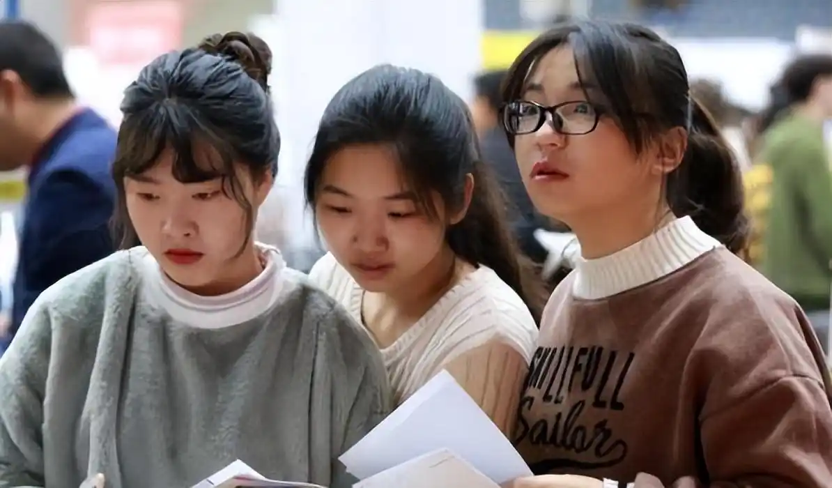 厦门大学宠学生 高校环境 海景宿舍_厦门大学学生