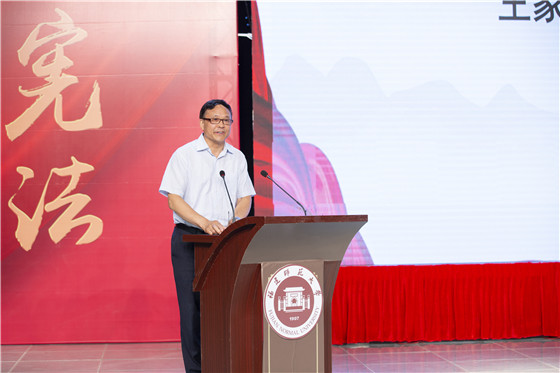 厦门大学学生_厦门大学学生人数_厦门大学学生处