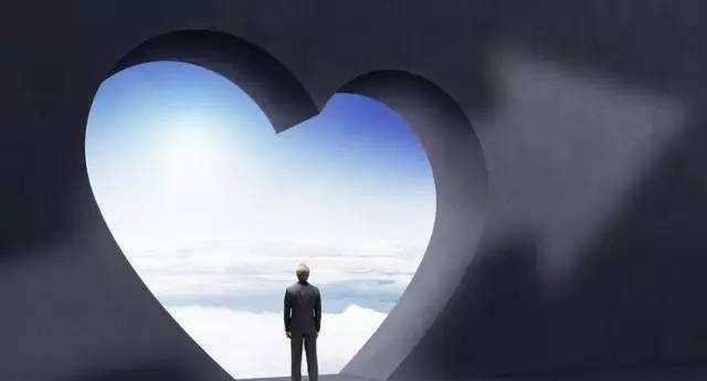 借钱创业失败不值得可怜_ybc借钱创业失败_借钱创业的艰辛与勇气