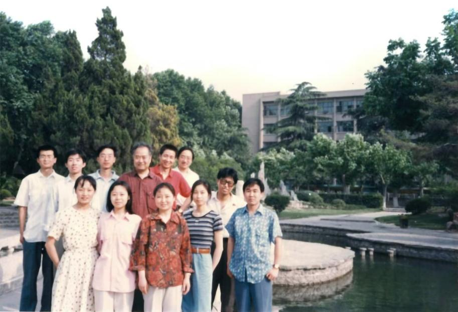 西安交通大学校友_西安交通大学校友寻访实践 白小青 西迁精神传承