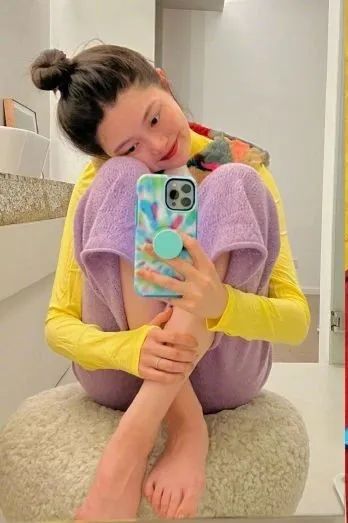 网红带货信任危机_网红自动卷发棒_女网红晚晚直播卖卷发棒翻车