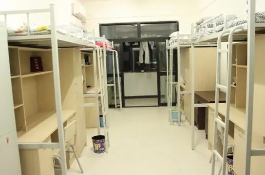 北京电影学院宿舍条件怎么样_北京电影学院学生_北京电影学院怀柔校区宿舍