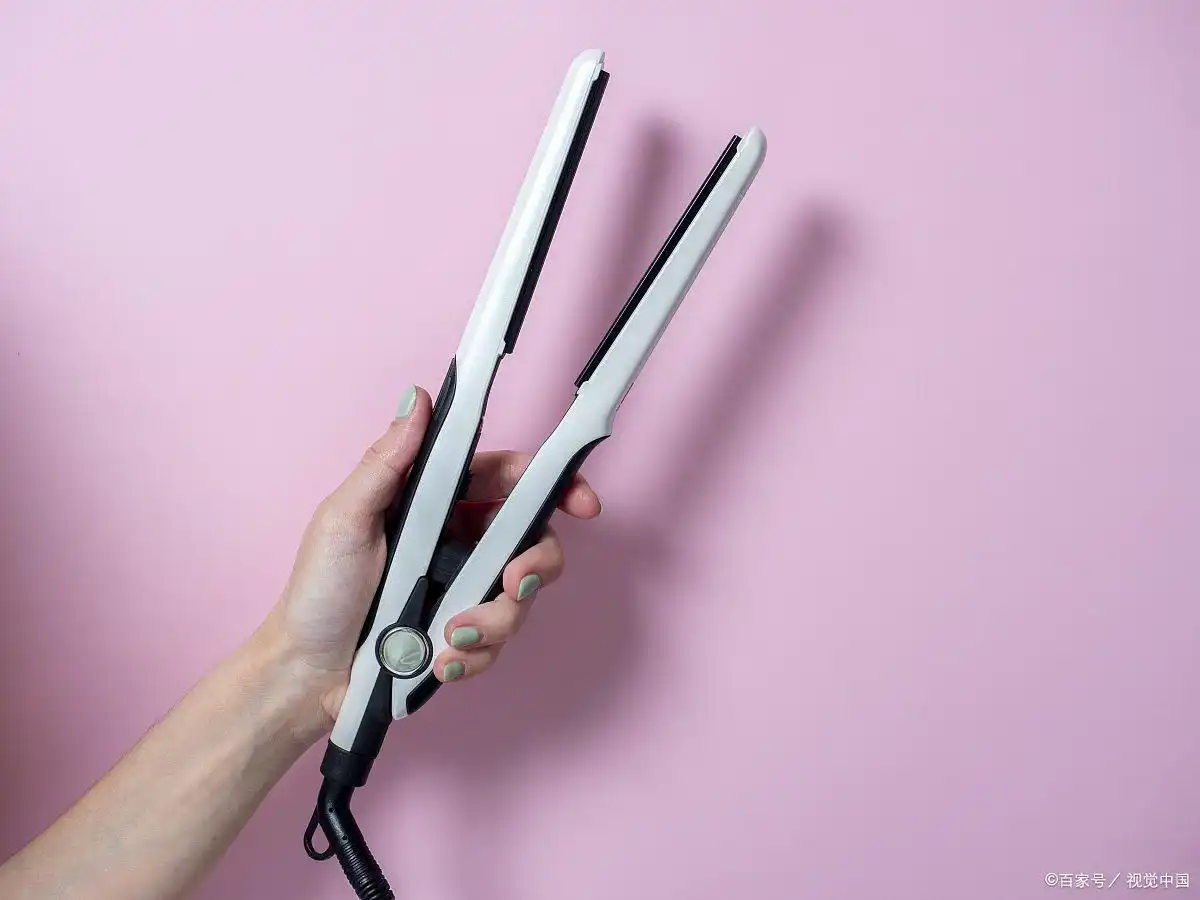 卷发棒航空公司规定_飞机上能不能带卷发棒_携带卷发棒乘坐飞机注意事项