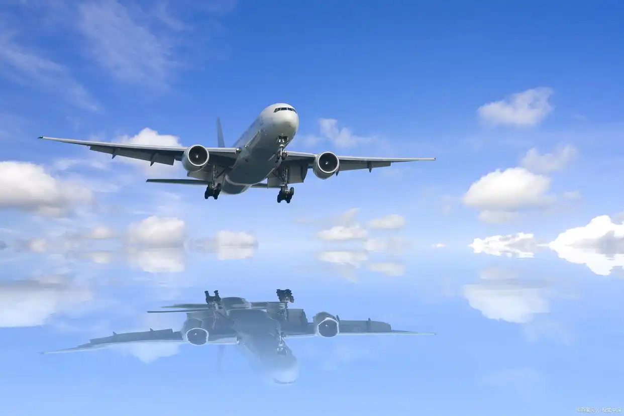 飞机上能不能带卷发棒_卷发棒航空公司规定_携带卷发棒乘坐飞机注意事项