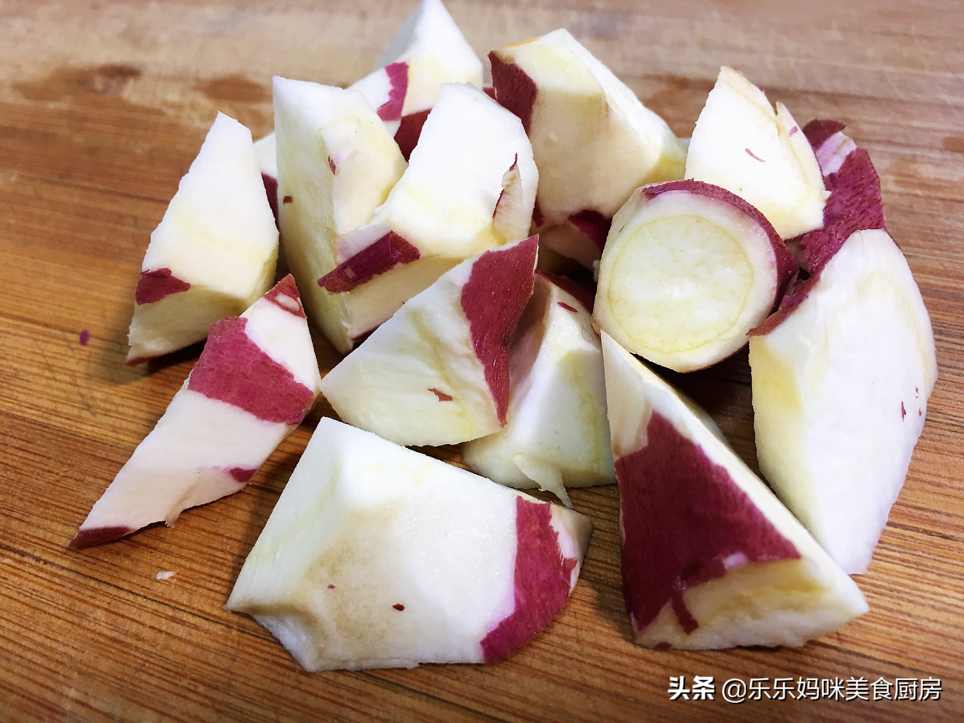 秋冬破壁机食谱_婴儿破壁机食谱大全_红薯核桃红枣小米糊做法