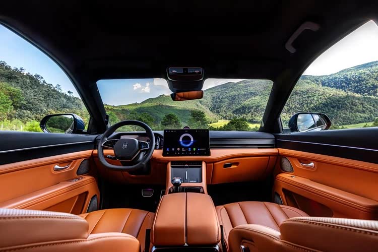 防撞桶里面装什么_防撞桶布局_防撞桶摆放