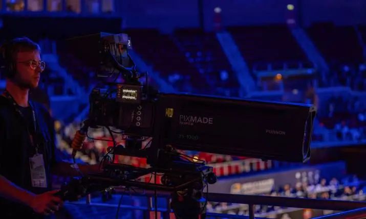 讯道直播百度百科_直录播系统厂家讯维_讯道直播机