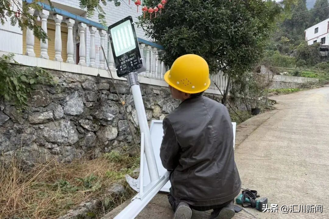 大路灯安装_太阳能路灯安装_三联村_乡村振兴