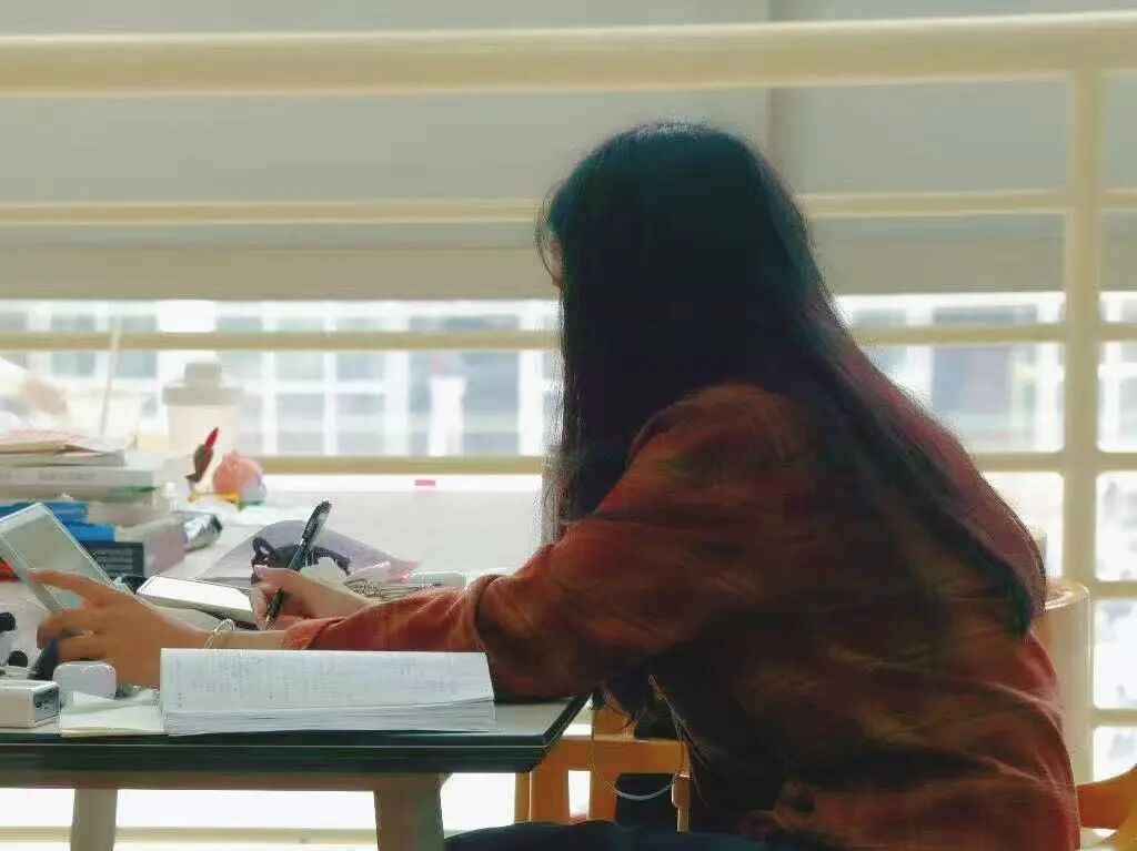 西农图书馆自习区域_西北农林科技大学隐藏自习室_西北农林科技大学