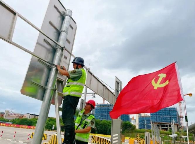 防撞桶生产设备_防撞桶生产_防撞桶标准