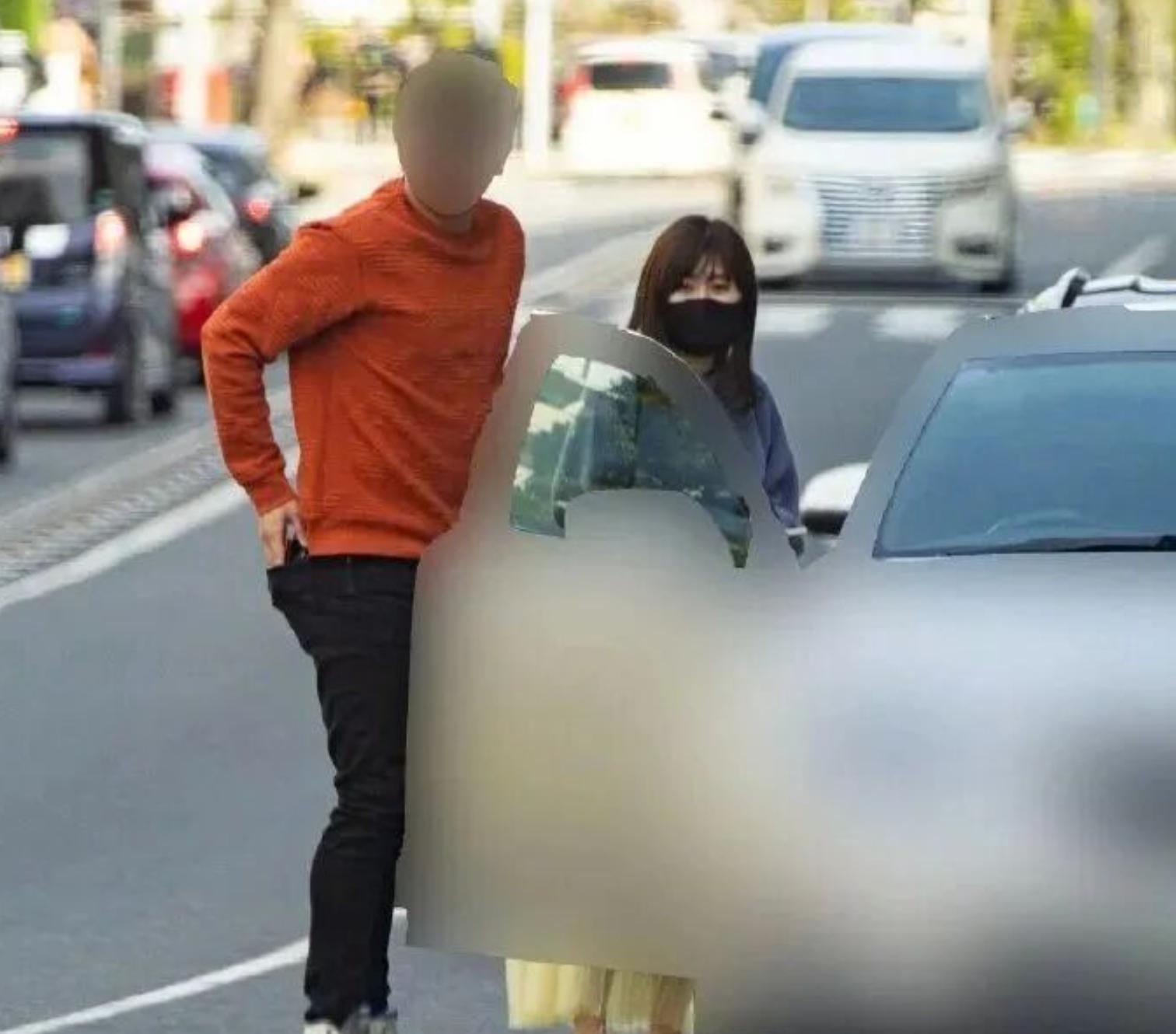 婚纱轻纱是哪一种_婚纱轻纱是什么意思_轻婚纱