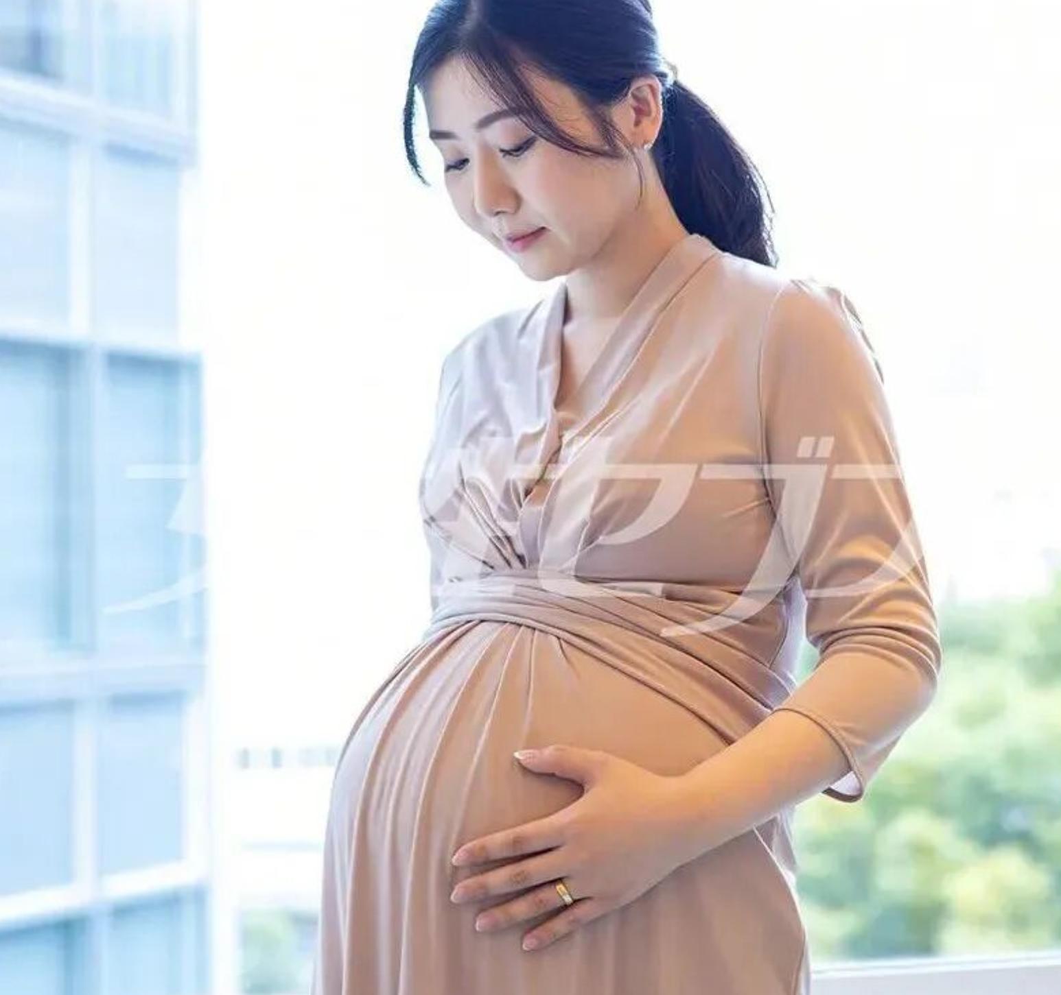 婚纱轻纱是哪一种_轻婚纱_婚纱轻纱是什么意思