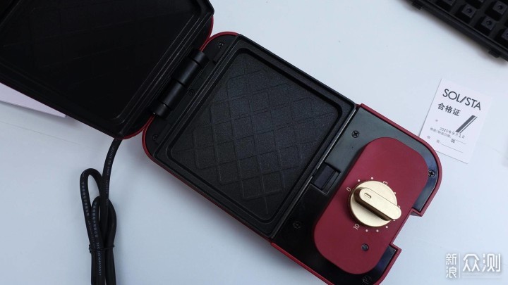 复古双色定时旋钮三明治机_三明治机美味早餐_九阳独奏三明治机