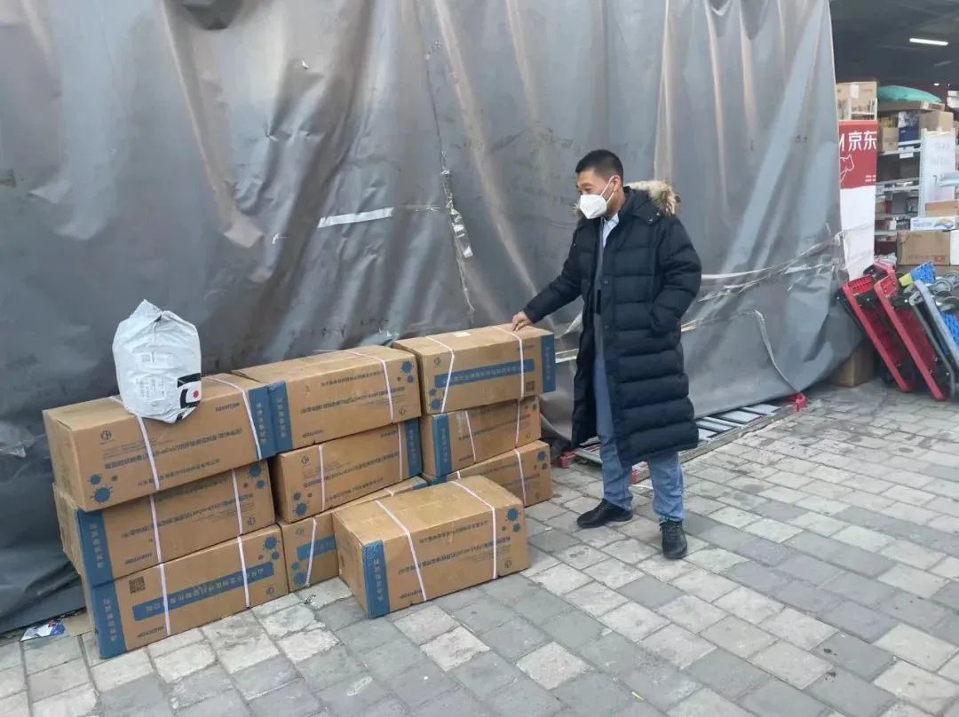 人大校友捐赠抗疫药品_中国人民大学校友捐赠防疫物资_中国人民大学校友