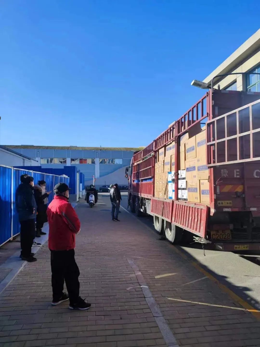 中国人民大学校友_中国人民大学校友捐赠防疫物资_人大校友捐赠抗疫药品