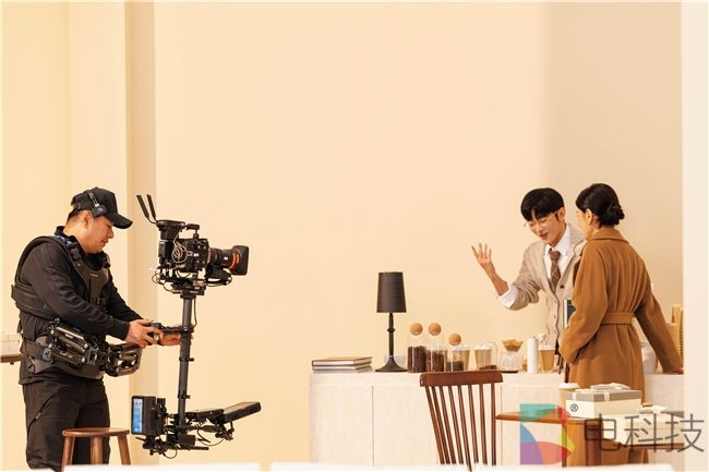 佳能佳直播解决方案_高端直播技术方案_讯道直播机