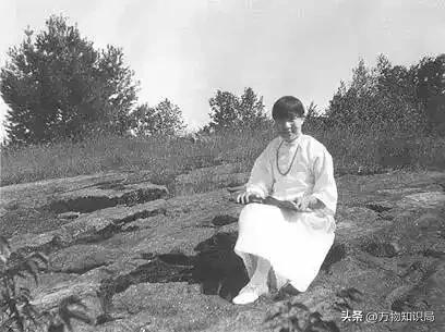 民国时期冰心文学评价_比较文学冰心和泰戈尔_冰心与林徽因情感纠葛