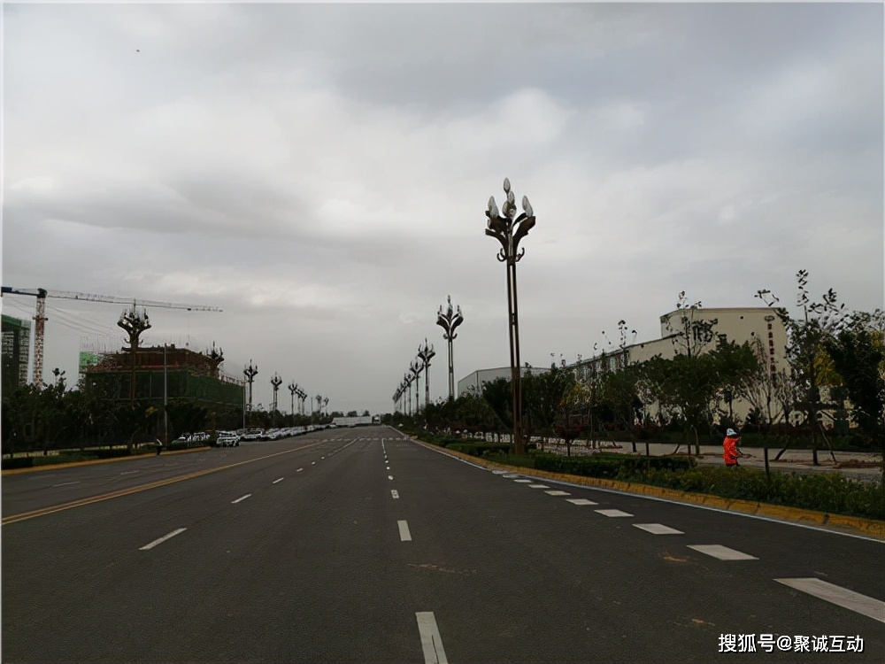 路灯安装大门方位最好图片_大路灯安装_路灯安装方式