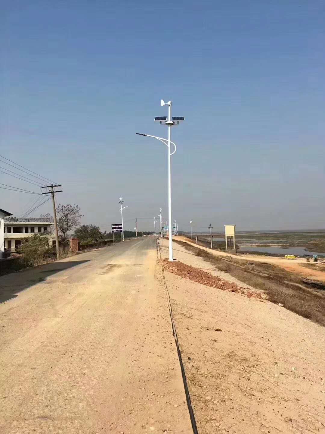 路灯安装视频教程_路灯安装大门方位最好图片_大路灯如何安装