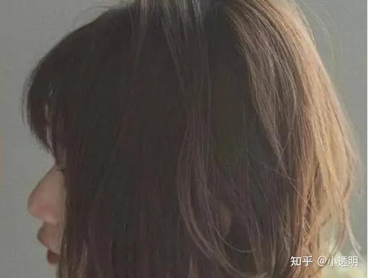 直发梳使用方法_直发器卷发棒_直发梳和直发夹板对比