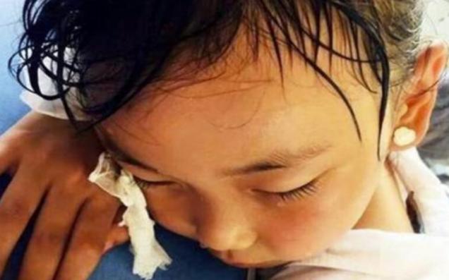 孩子睡觉出汗原因_宝宝脖子处出虚汗怎么回事_孩子睡觉头部颈部出汗怎么办