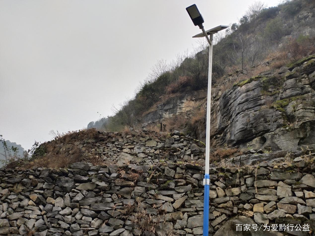 路灯安装方式_大路灯安装_路灯安装大门方位最好图片